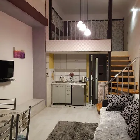 студія подобово 3 *